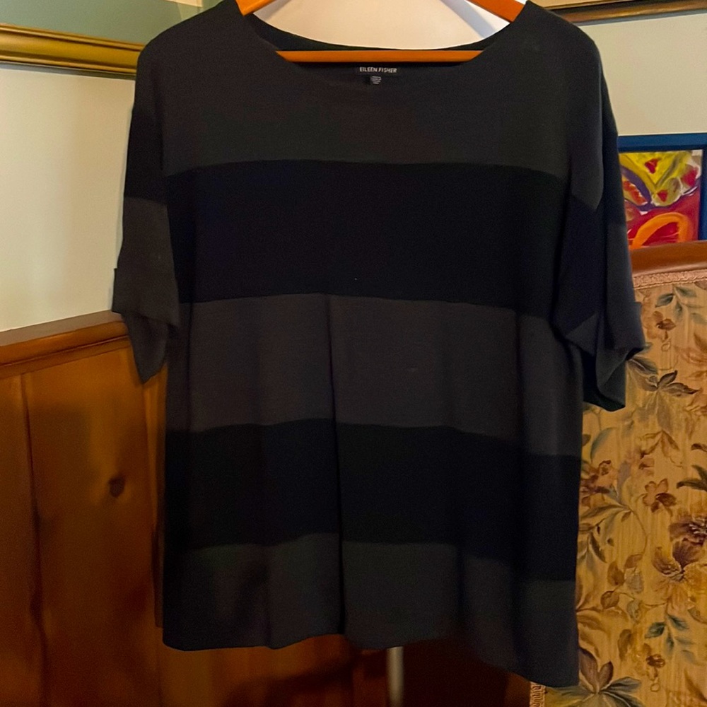 Eileen Fisher 💯 percent merino wool sweater